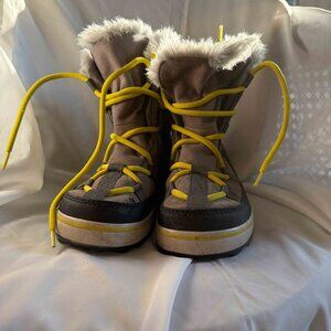 Sorel Glacy Explorer Shortie - Size 8.5